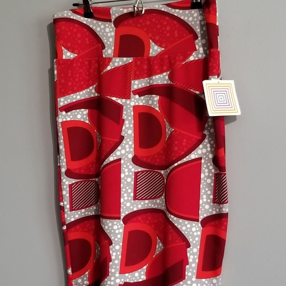 LuLaRoe Dresses & Skirts - Lularoe Cassie Skirt NWT -‎ L